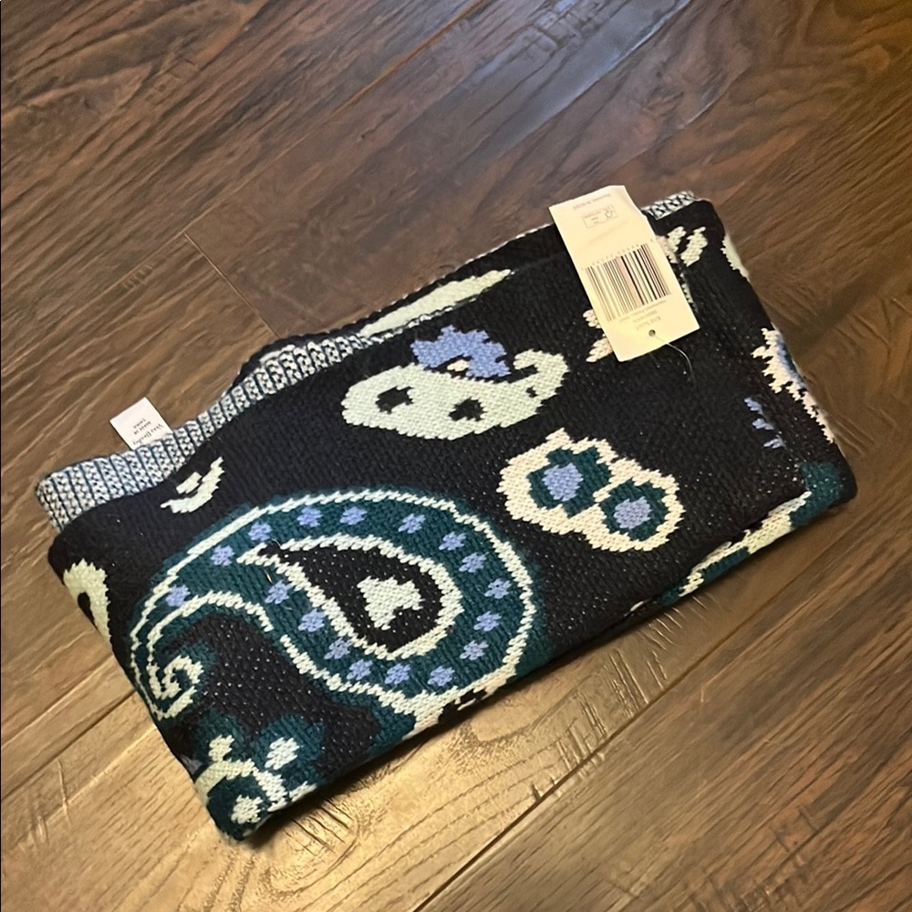 NWT - Vera Bradley Knit Scarf